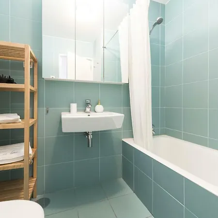 Fontainhas Design By Da'home * Порту