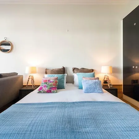 Fontainhas Design By Da'home * Порту